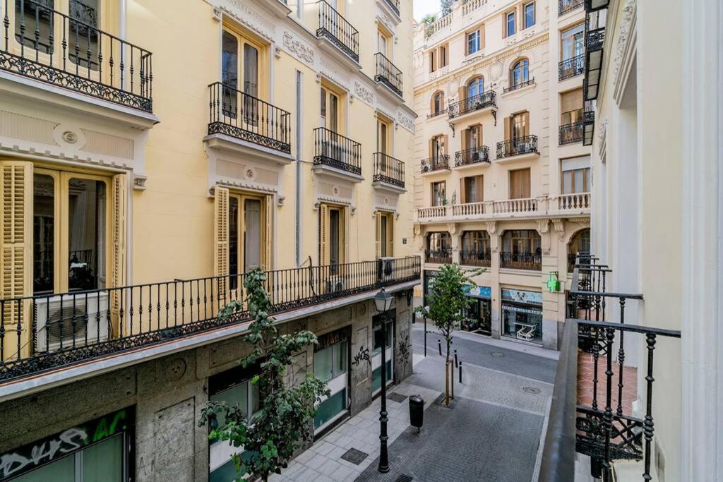 Bello Apartamento En Centro De Madrid, C/Infantas 1-3 By Batuecas Eksteriør billede